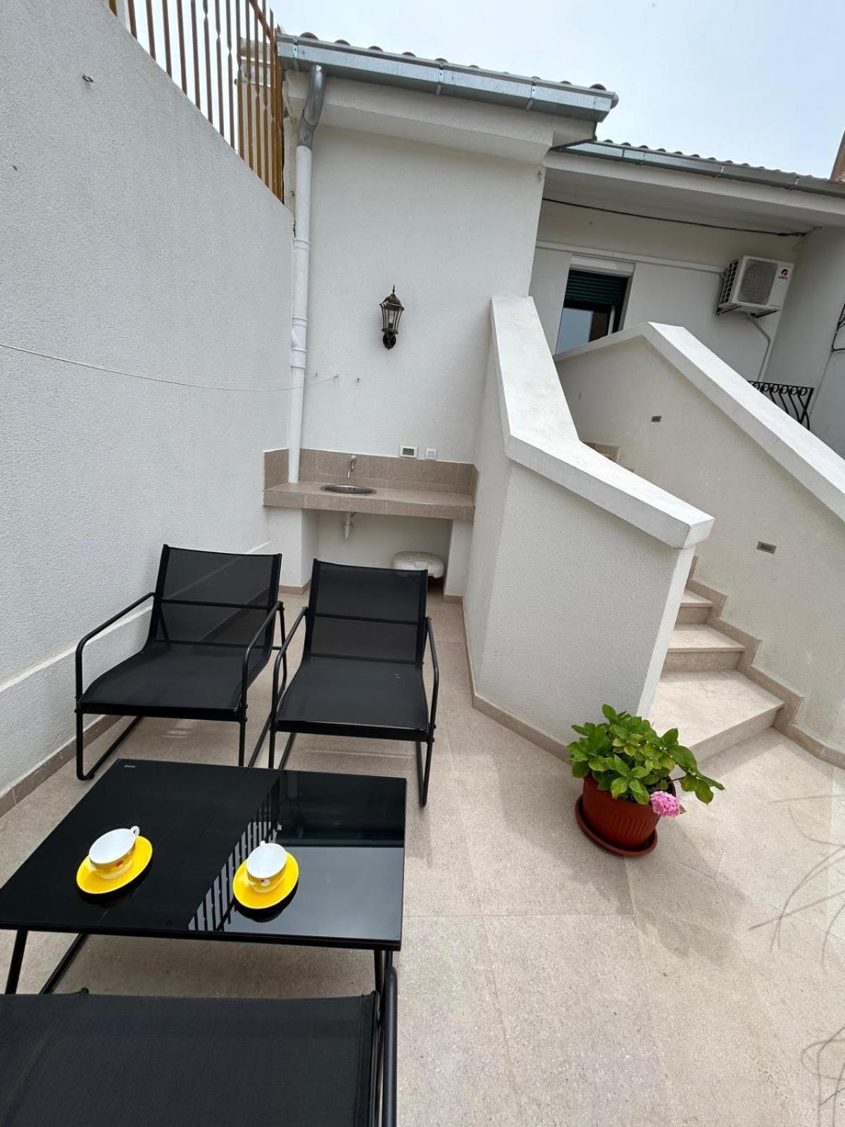 Duje & Roko Apartments شيبينيك المظهر الخارجي الصورة